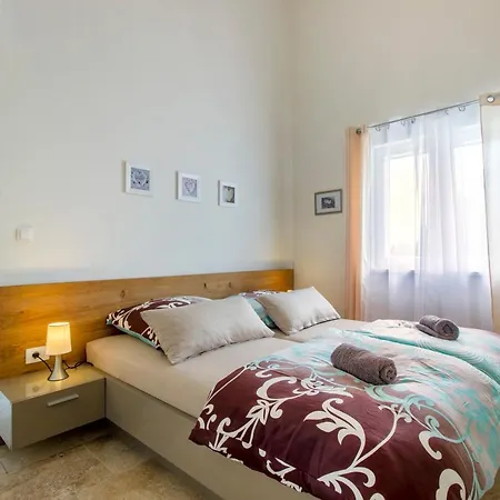 Dalmata Lounge Apartamento Starigrad Paklenica