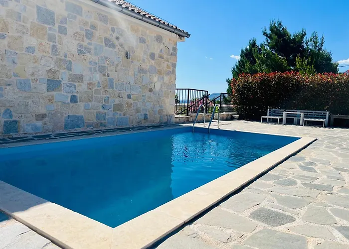 Dalmata Lounge * Starigrad Paklenica