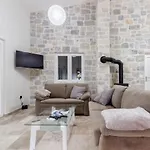 Dalmata Lounge Apartment Starigrad Paklenica