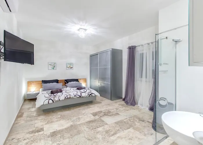 Dalmata Lounge Starigrad Paklenica